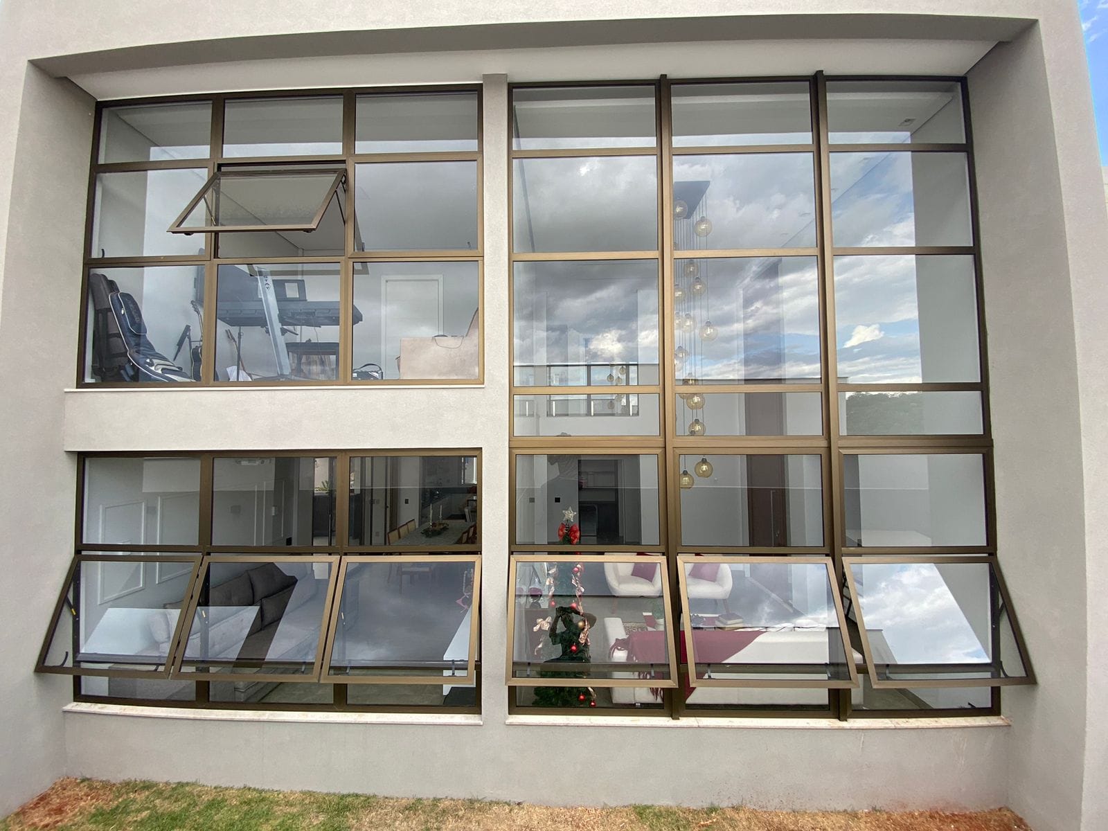 WhatsApp Image 2025-11-15 at 16.39.42